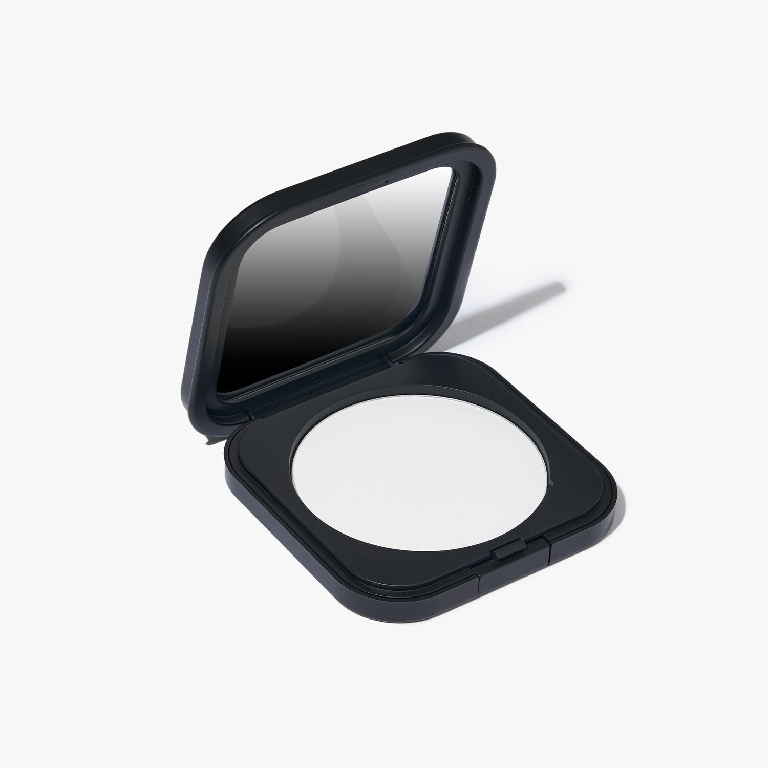 LG-MatteMakerPDP-FentyShot-ECommerce_JPG