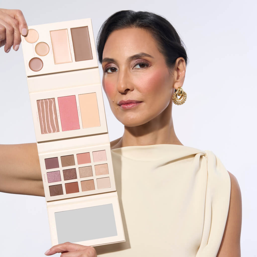 LG_Holiday_24_RSVP_Ready_Full_Face_Palette_PDP_Model_1_0.5x