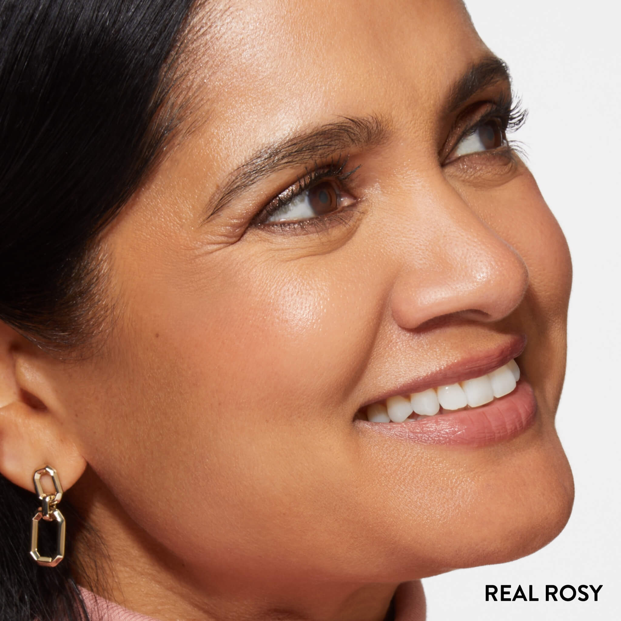 LG_ModernClassicCreamLipstickTrio_MauveMajesty_RealRosy_NovelNeutral_PDP_Model_RealRosy