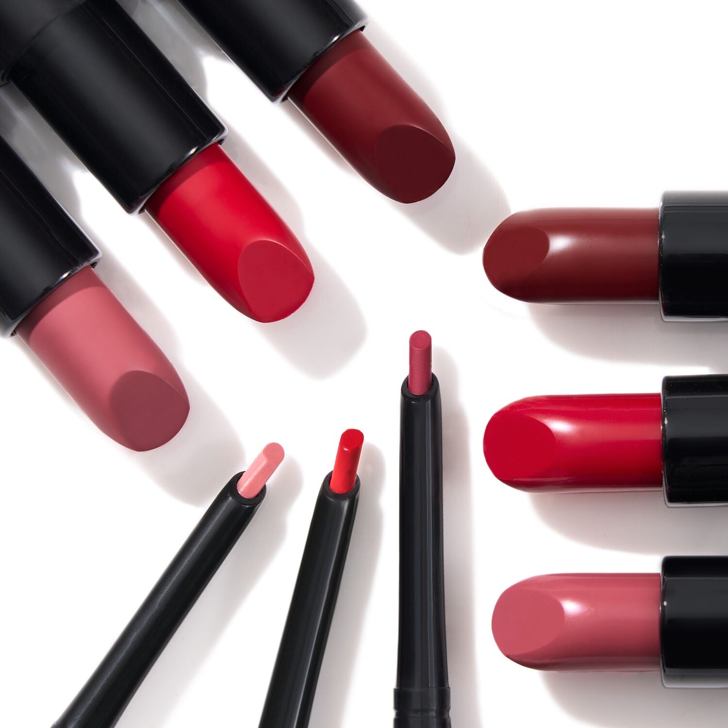LG_ModernClassicLipstick-LipLiner_Franchise_Lifestyle-ECommerce_JPG