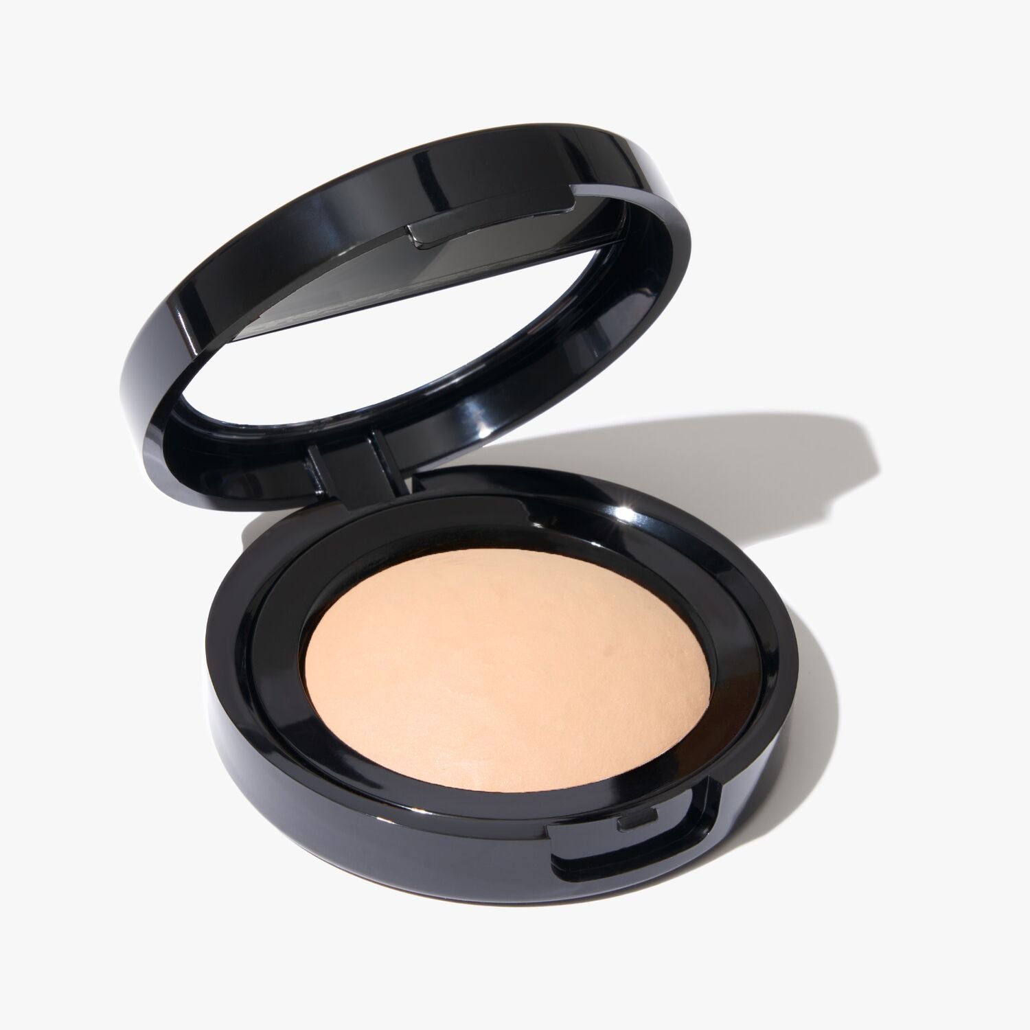 Laura_Geller_Baked_Blurring_Setting_Powder_Porcelain_Fair_Soldier_ECom_-ECommerce_JPG